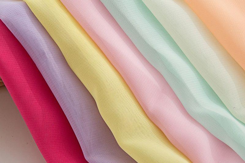Vải chiffon và ứng dụng rộng rãi trong ngành thời trang nữ