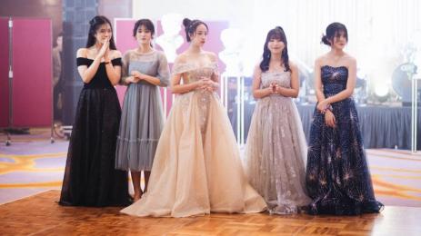 Đi prom mặc gì? Gợi ý trang phục dự tiệc đẹp sang chảnh