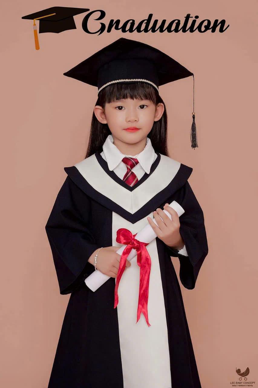 Mách Bạn Địa Chỉ Thuê Áo Tốt Nghiệp Tiểu Học Uy Tín