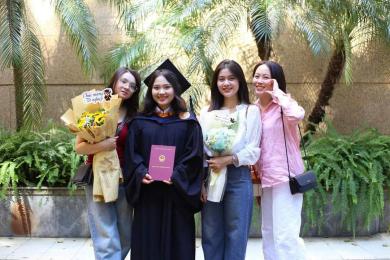 Quy trình cho Thuê áo cử nhân đại học giá rẻ tại Duyên Hà