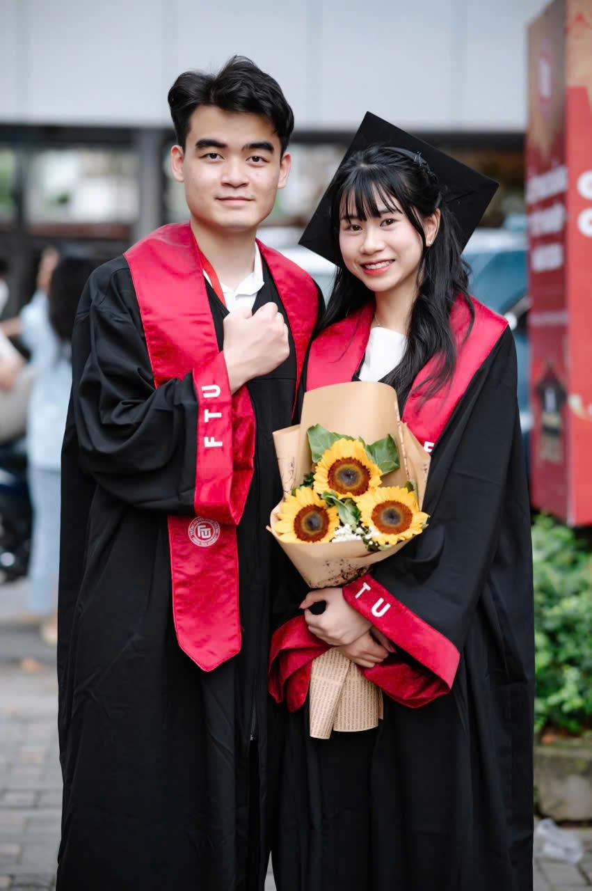 Làm thế nào để Thuê áo tốt nghiệp FTU nhanh nhất tại Hà Nội