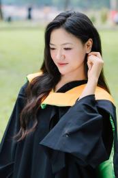 Dịch vụ cho thuê áo thạc sĩ tại Hà Nội