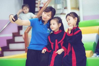 Địa chỉ thuê áo tốt nghiệp mầm non ở Hà Nội 