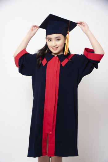 Áo cử nhân tiểu học CNTH005