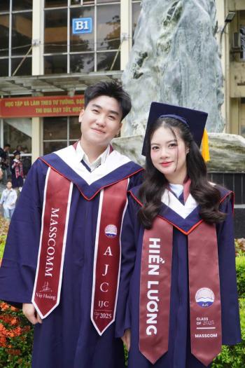 Bán và cho thuê áo cử nhân AJC