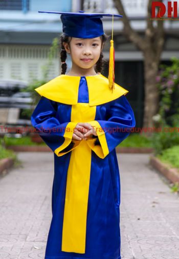 Áo cử nhân mầm non CNMN022