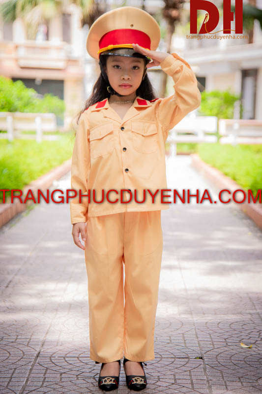 Trang phục phân vai