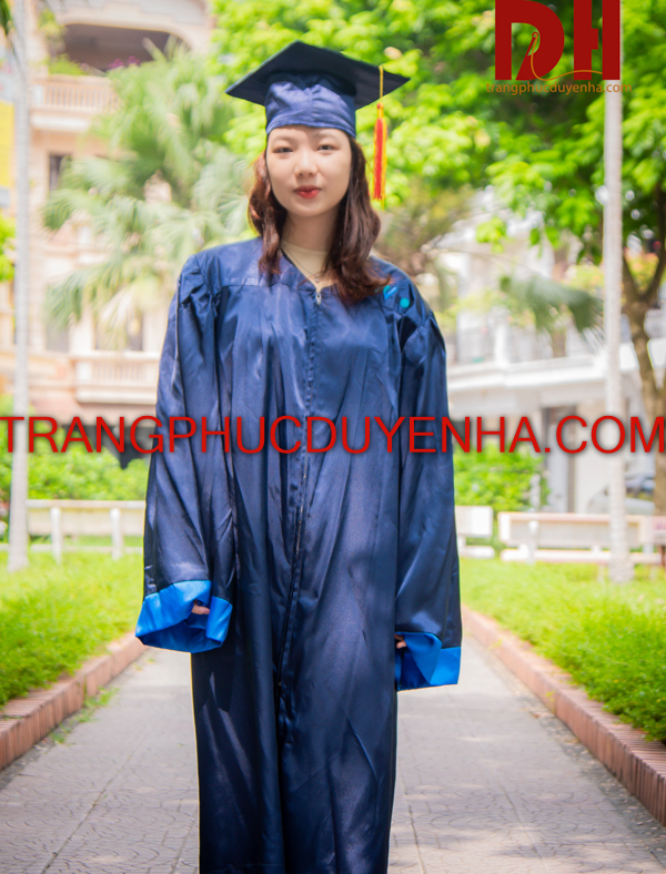 Áo cử nhân cấp 3