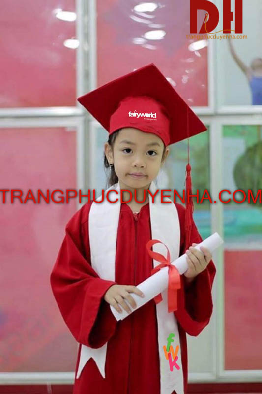 Áo cử nhân mầm non