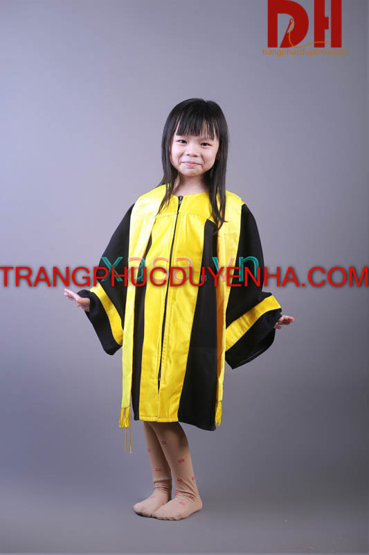 Áo cử nhân mầm non