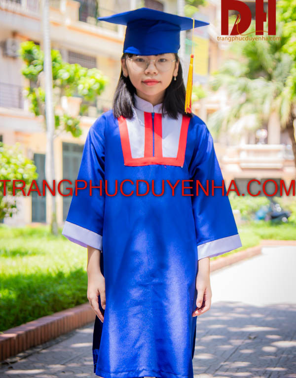 Áo tốt nghiệp cấp 1