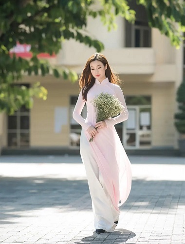 Phụ kiện kỷ yếu áo dài