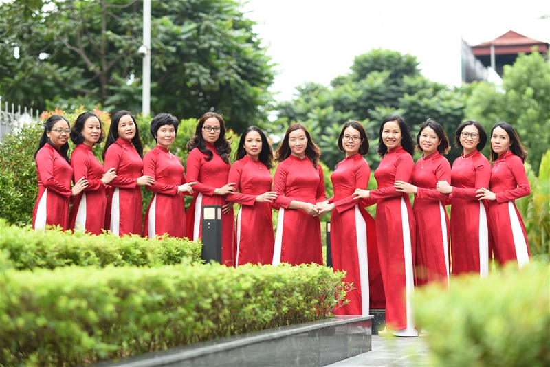 Áo dài đồng phục giáo viên