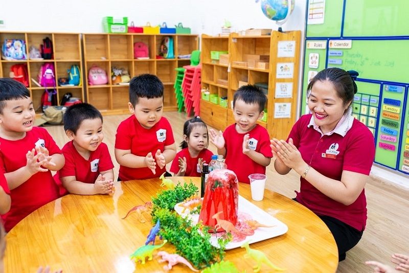 Lựa chọn xưởng may Duyên Hà cho bộ đồng phục mầm non đẹp nhất