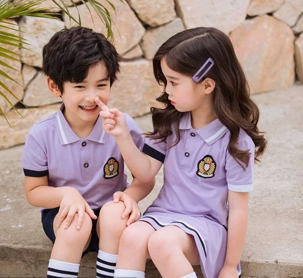 Thêu hình trên áo đồng phục mầm non