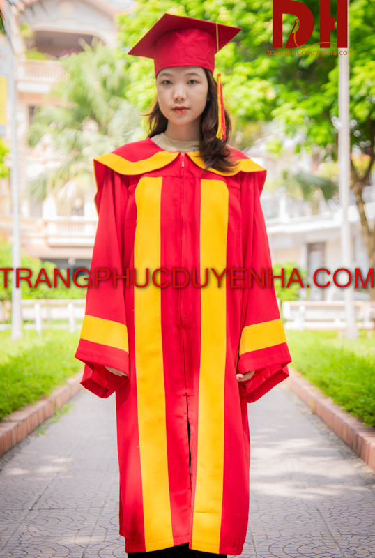 Lễ phục trao bằng