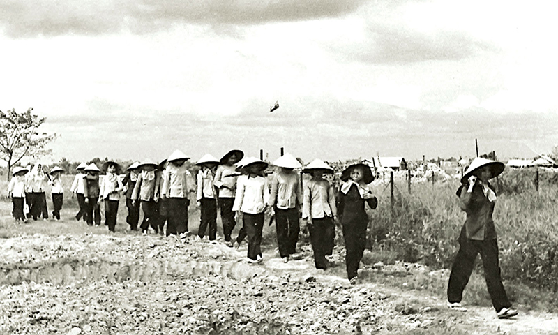 Nguồn gốc áo bà ba