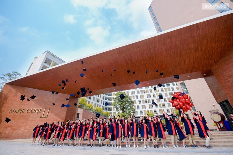 Born Studio - studio chụp ảnh kỷ yếu đẹp nhất Hà Nội