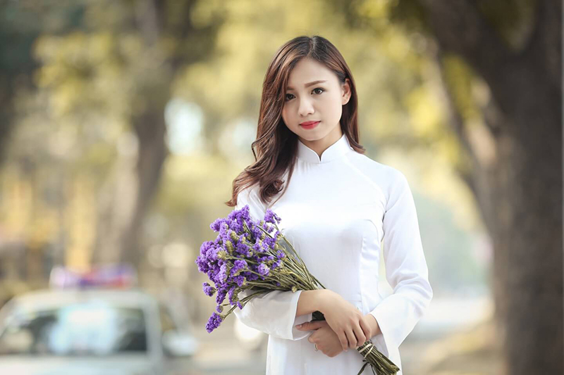 Tone trang điểm kỷ yếu trendy 2023
