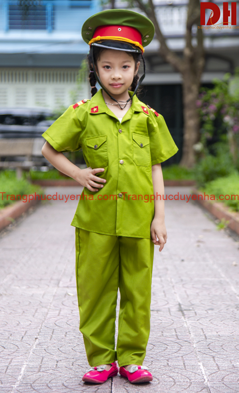 Trang phục phân vai