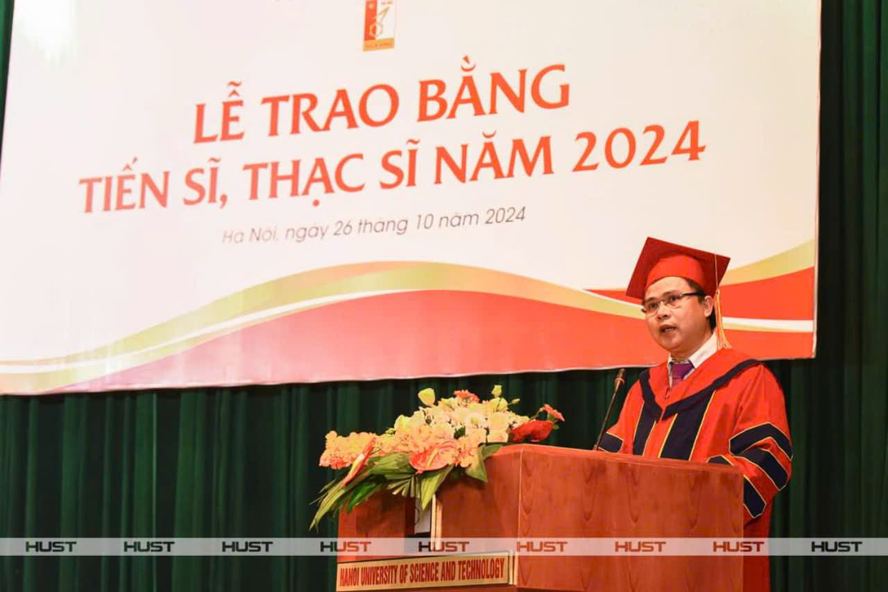 Thuê Áo Tốt Nghiệp Đại Học Bách Khoa