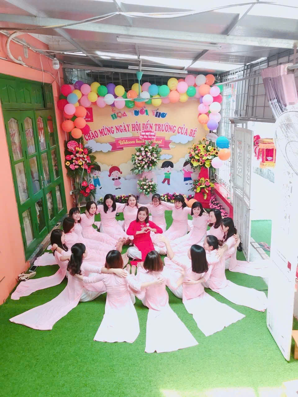 Áo dài đồng phục giáo viên mầm non