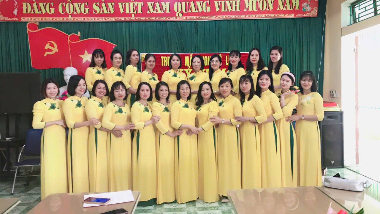 Áo dài đồng phục giáo viên mầm non
