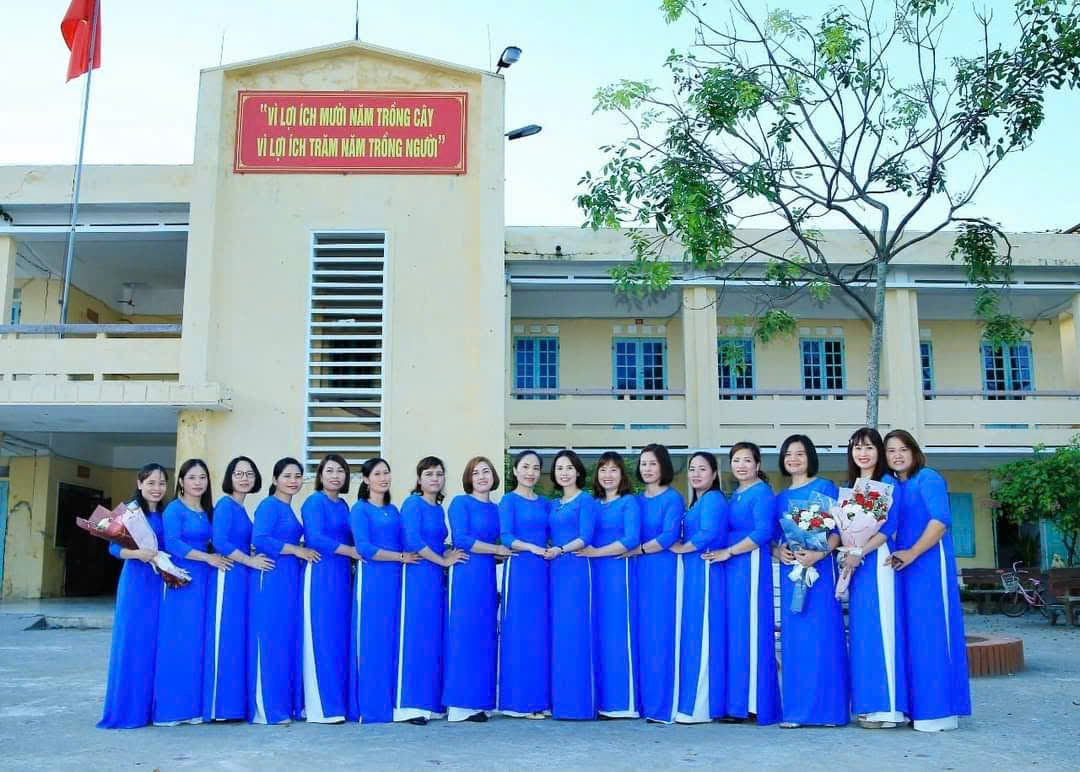 áo dài đồng phục họp lớp