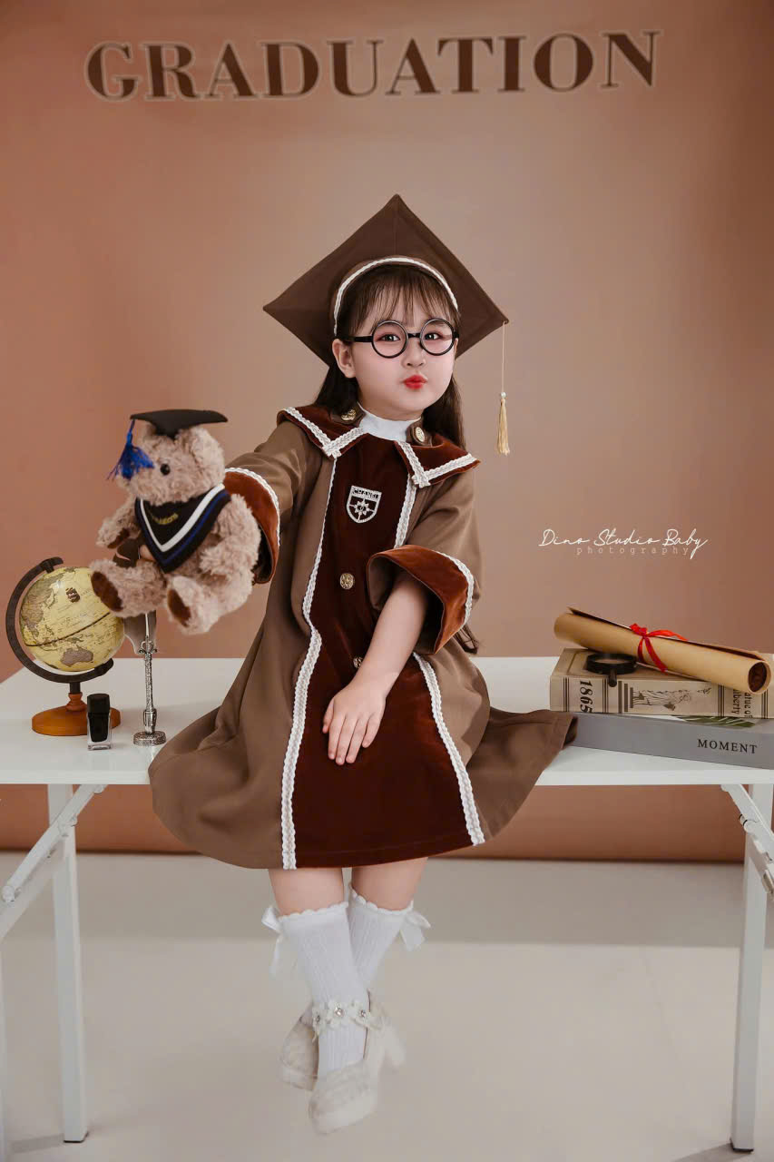 áo cử nhân mầm non hot nhất