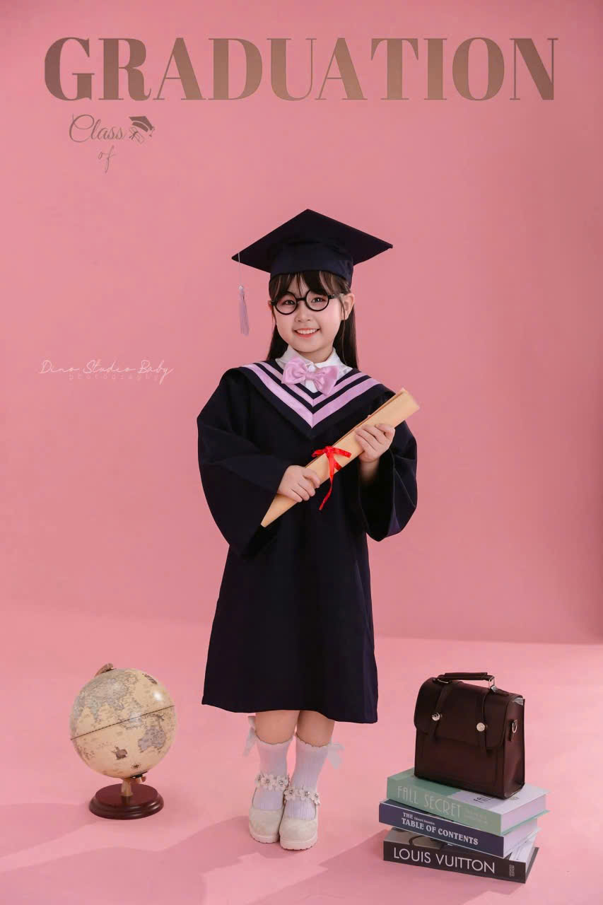 Áo cử nhân mầm non Hàn Quốc