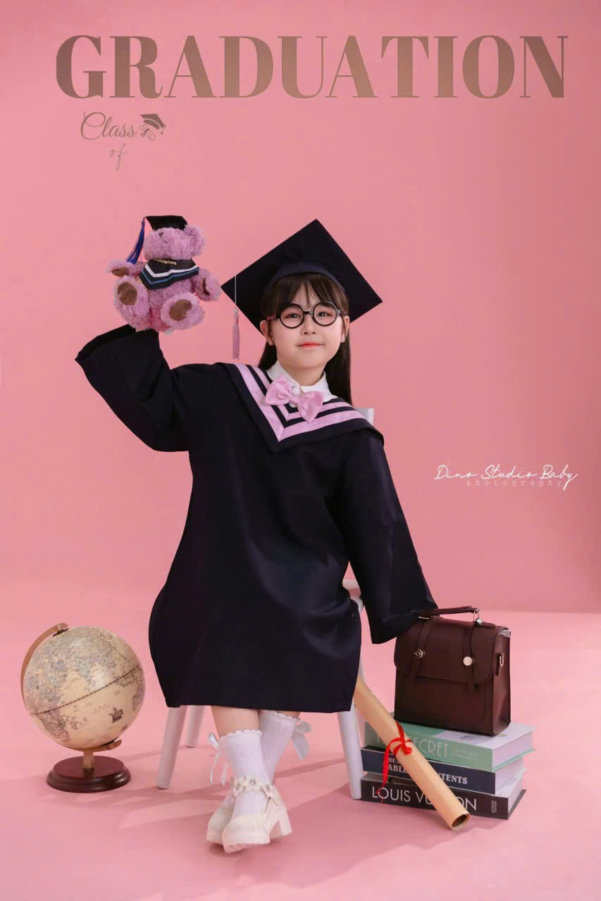 áo cử nhân mầm non